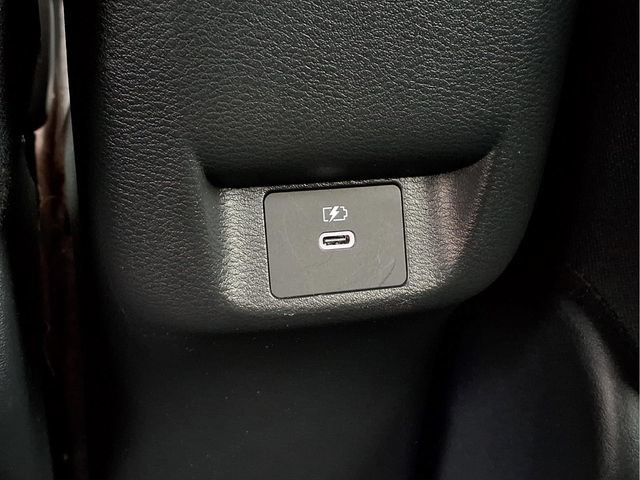 Used 2025 Nissan Versa SV FWD image 19