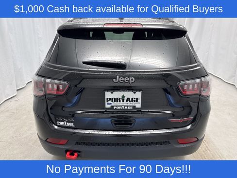 New 2026 Jeep Compass Trailhawk image 3