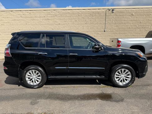 Used 2018 Lexus GX 460 Premium image 4