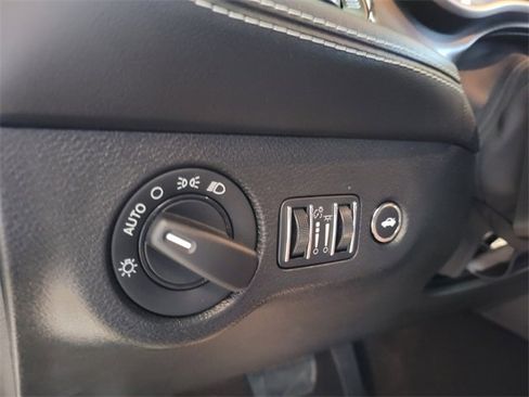 Used 2023 Dodge Challenger SRT Hellcat image 21