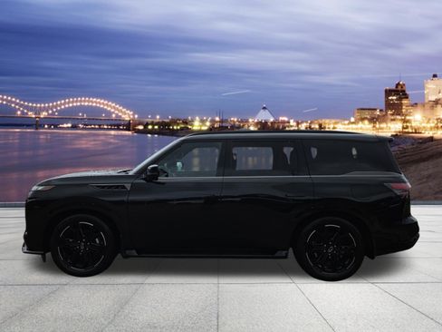 Used 2026 INFINITI QX80 4WD w/ Sport Exterior Package image 2