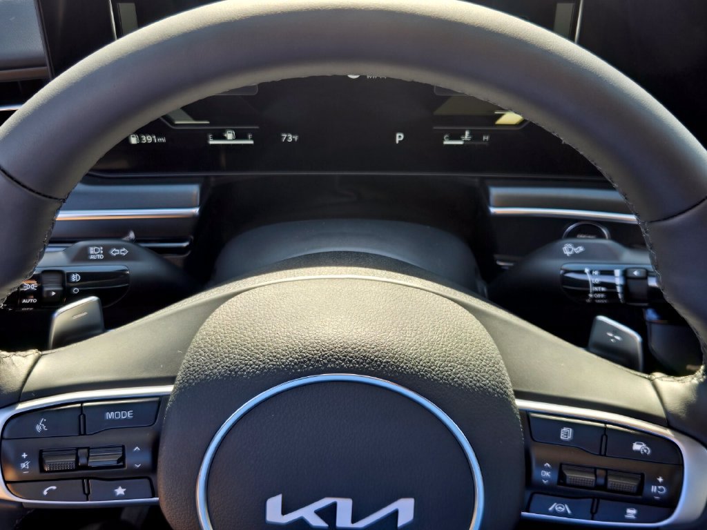 New 2027 Kia K5 GT w/ GT1 Package FWD image 14