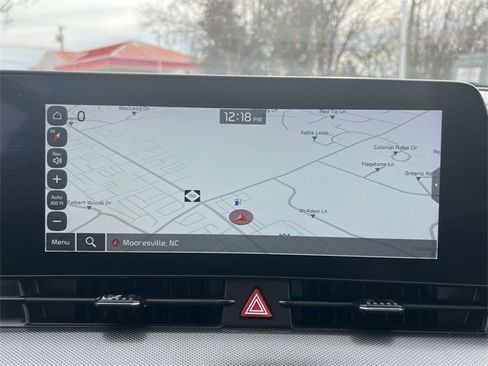 Certified 2023 Kia Sportage SX image 18