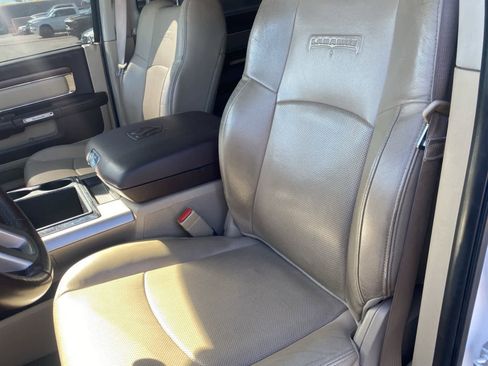 Used 2014 RAM 1500 Laramie w/ Convenience Group image 11