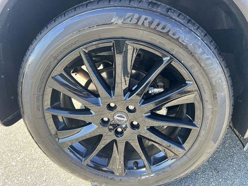 Certified 2023 Nissan Murano SV w/ SV Midnight Edition Package image 11