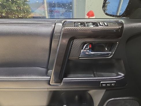 Used 2019 Toyota 4Runner Limited image 11