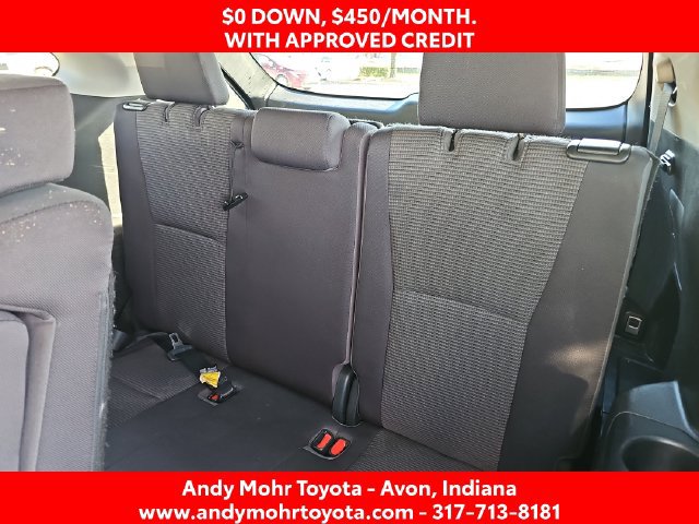 Used 2021 Toyota Highlander LE FWD image 17