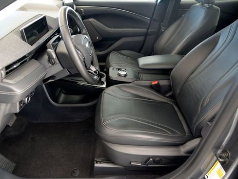 Used 2023 Ford Mustang Mach-E Premium image 15