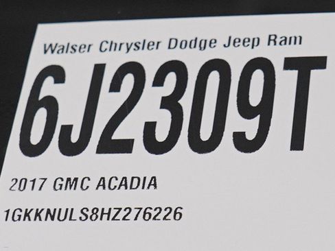 Used 2017 GMC Acadia SLT AWD/4WD image 32
