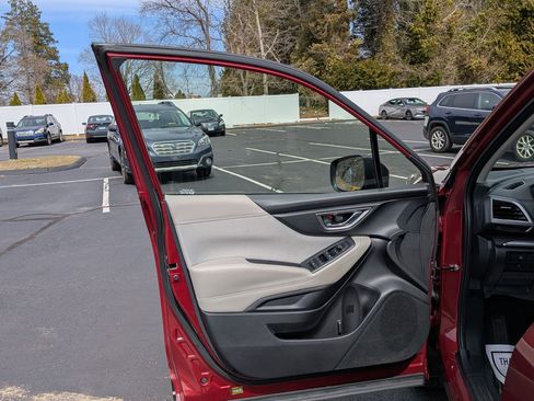 Used 2012 Subaru Forester 2.5X Premium w/ All-Weather Pkg image 7