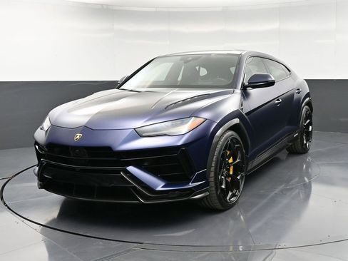 Used 2023 Lamborghini Urus Performante image 6