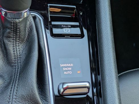 New 2026 Jeep Compass Latitude image 24