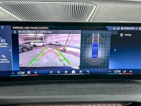 New 2026 BMW 330i Sedan w/ Premium Package image 19