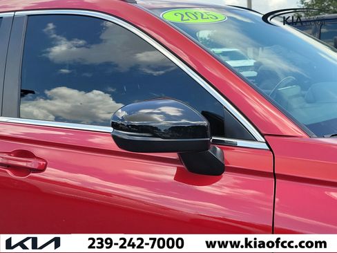 Used 2025 Honda CR-V Sport-L image 8