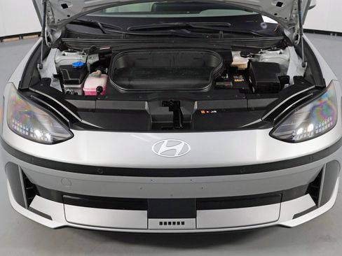 Used 2023 Hyundai Ioniq 6 SEL image 7