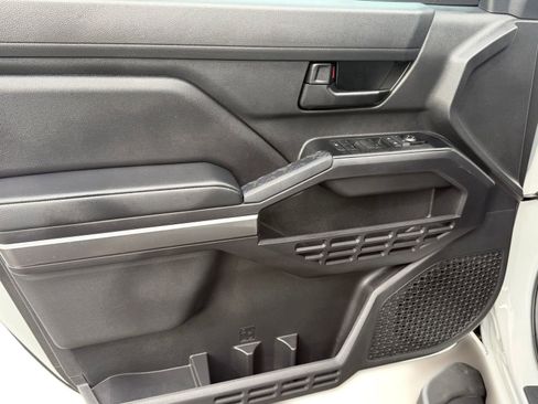 Certified 2024 Toyota Tacoma SR5 image 22