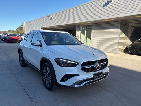 Used 2025 Mercedes-Benz GLA 250 4MATIC image 3