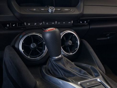 Used 2016 Chevrolet Camaro SS RWD image 24