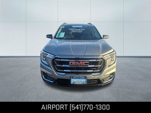Certified 2023 GMC Terrain AT4 image 10