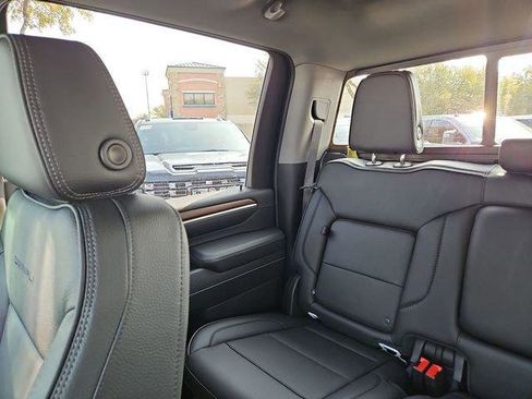 New 2026 GMC Sierra 2500 Denali w/ Denali Reserve Package AWD/4WD image 13
