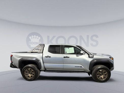 Used 2024 Toyota Tacoma 4x4 Double Cab Hybrid image 8