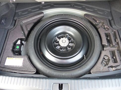 Used 2016 Lexus IS 350 AWD w/ F Sport Package image 39