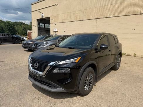 Used 2023 Nissan Rogue FWD image 1