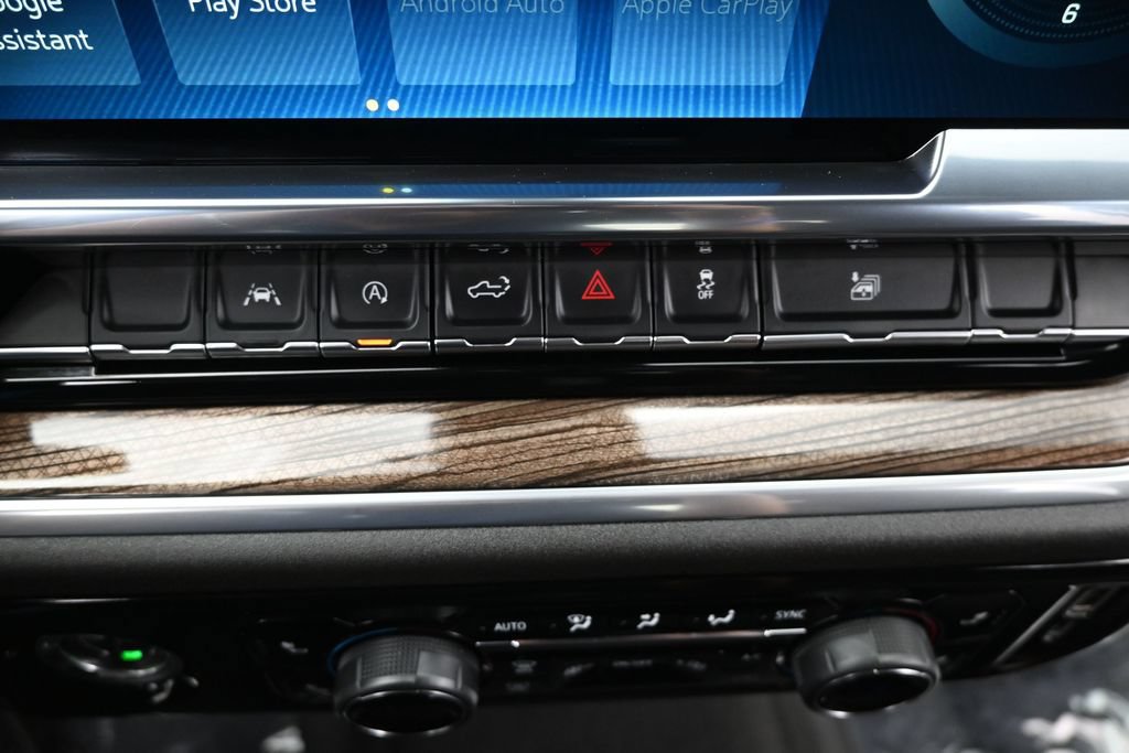 Certified 2024 Chevrolet Silverado 1500 LT AWD/4WD image 21