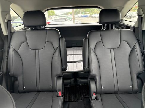 Used 2025 Kia Sorento EX w/ Panoramic Sunroof Package FWD image 21