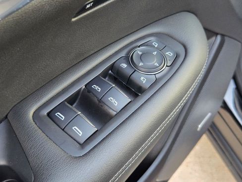Used 2023 Cadillac XT6 Premium Luxury w/ Technology Package FWD image 26