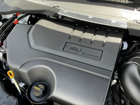 New 2026 Land Rover Range Rover Evoque S AWD/4WD image 16