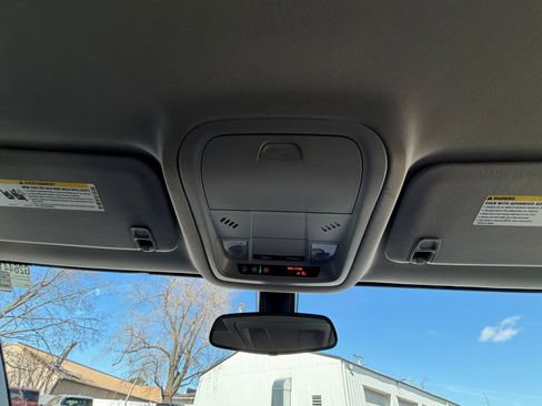 Used 2020 GMC Acadia SLE w/ Driver Convenience Package image 22