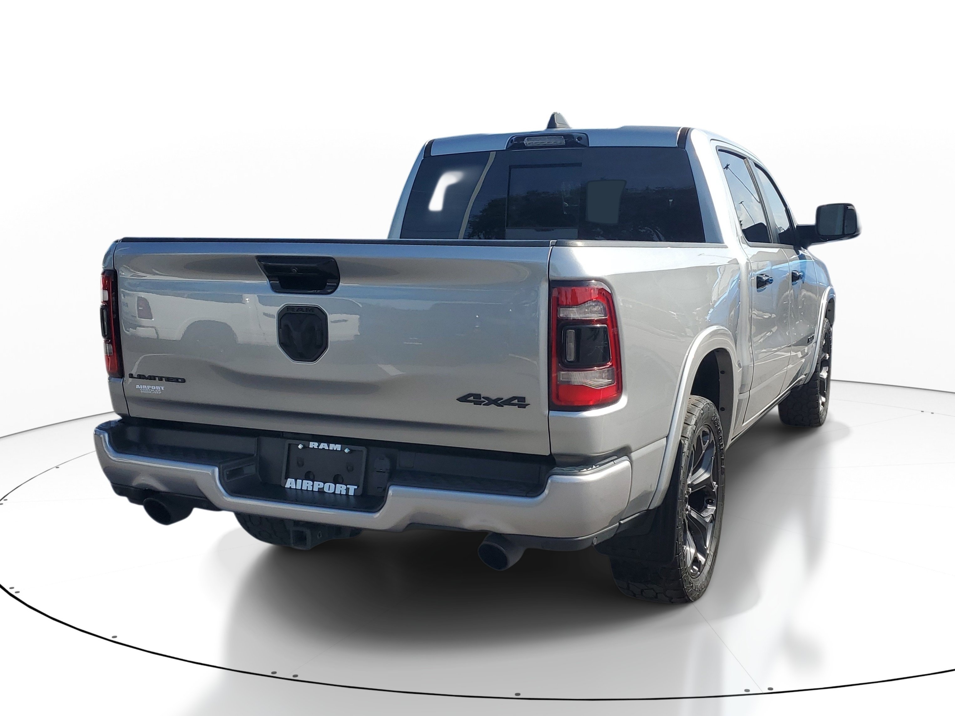 Used 2023 RAM 1500 Limited AWD/4WD image 6