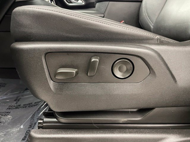 Used 2023 Chevrolet Tahoe LT AWD/4WD image 18