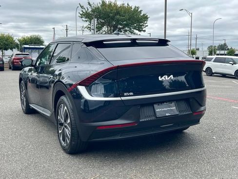 Certified 2024 Kia EV6 Light AWD/4WD image 8