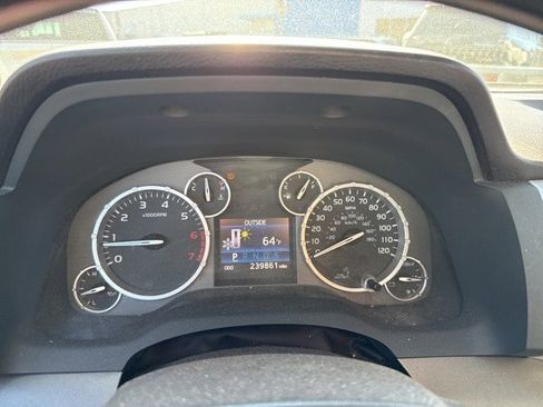 Used 2014 Toyota Tundra SR5 image 5