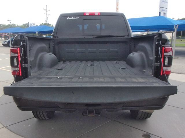 Used 2024 RAM 3500 Laramie w/ Night Edition AWD/4WD image 17