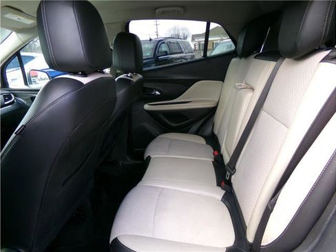 Used 2021 Buick Encore Preferred image 9