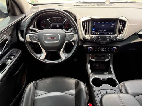 Used 2022 GMC Terrain SLT FWD image 10