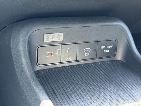 Used 2024 Hyundai Kona SEL FWD image 18