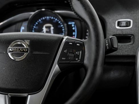 Used 2016 Volvo S60 T5 Premier w/ Climate Package AWD/4WD image 16