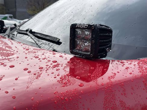 Used 2023 Nissan Titan PRO-4X w/ Pro-4x Convenience Package image 9