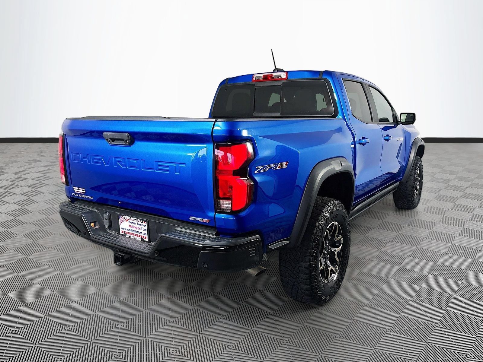 Used 2024 Chevrolet Colorado ZR2 w/ ZR2 Convenience Package III AWD/4WD image 7