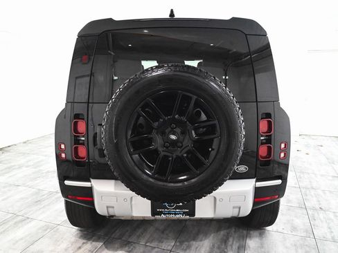 Used 2021 Land Rover Defender 90 S image 5