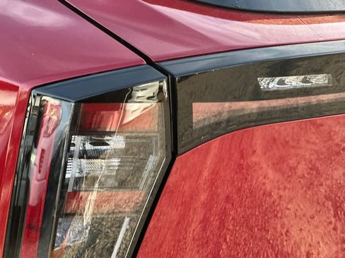 New 2026 Nissan Kicks SR image 28