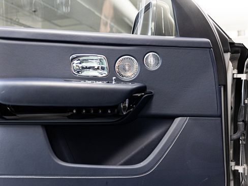 Used 2020 Rolls-Royce Cullinan image 23