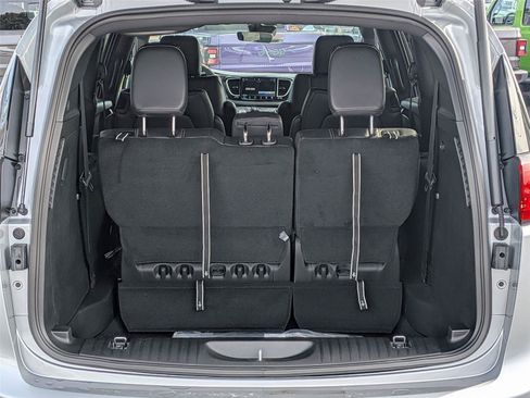 New 2026 Chrysler Voyager LX FWD image 31