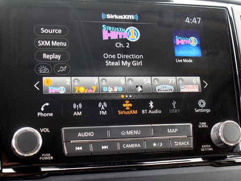 Used 2022 Nissan Titan SV w/ SV Convenience Package image 31