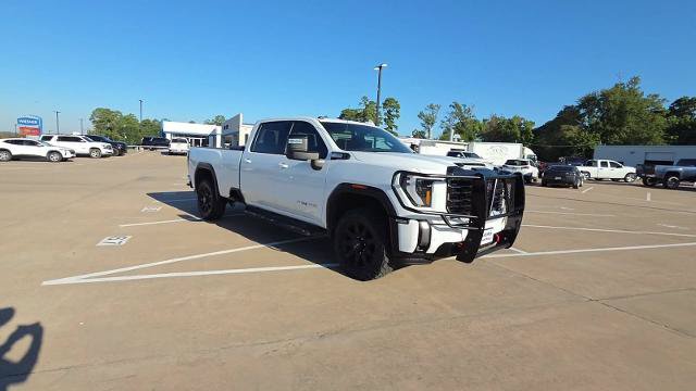 Certified 2024 GMC Sierra 3500 AT4 w/ AT4 Preferred Package AWD/4WD image 2