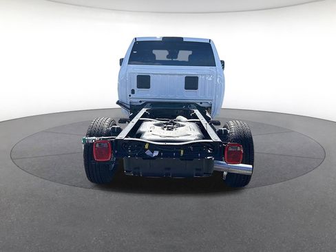 New 2025 RAM 3500 Tradesman w/ Chrome Appearance Group image 4